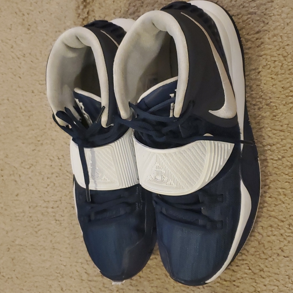 Nike  CW4142-402  Kyrie TB Promo College Navy White Men’s Size 11.5